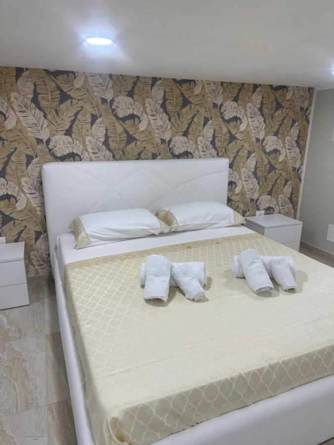 A.D.M Bed and Breakfast Neapel Exteriör bild